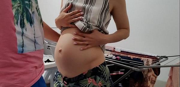  my pregnant wife like to be fucked doggy style